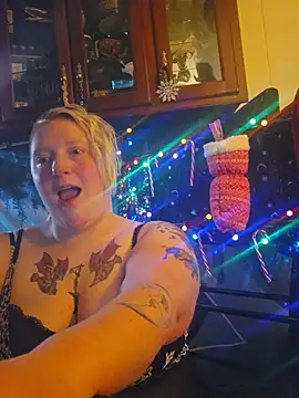 buxombosums online show from 20, 12, 2025