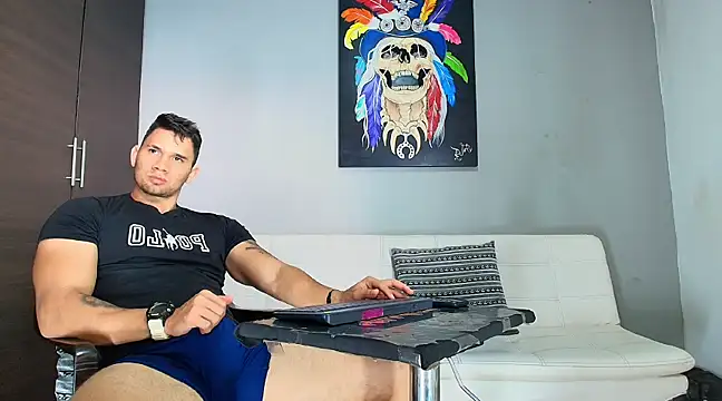 Snapshot of GendersonFit chatting on 4, 1, 2025 GendersonFit online show from 4, 1, 2025
