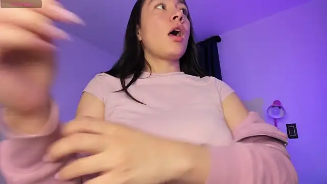 perla7777 online show from 7, 11, 2025