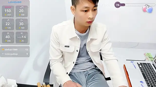 Snapshot of Naughty--asian chatting on 24, 2, 2025 Naughty--asian online show from 24, 2, 2025
