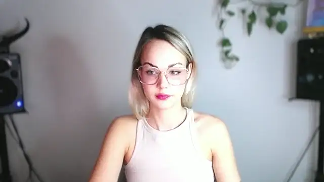 Snapshot of LexiexPlay chatting on 24, 2, 2025 LexiexPlay online show from 24, 2, 2025