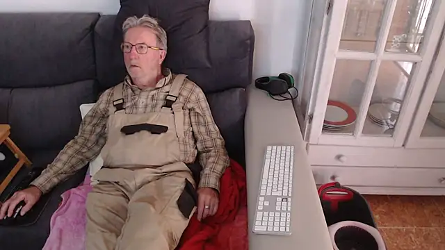 Nudelschwanz online show from 21, 2, 2025