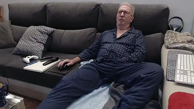 Nudelschwanz online show from 9, 2, 2026