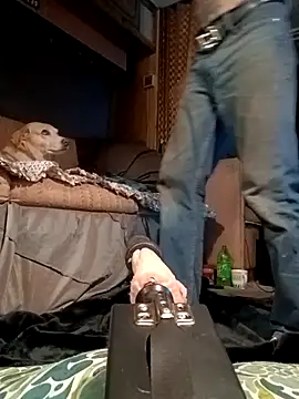 sucktraewil online show from 23, 3, 2025