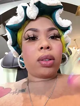 ThickAssRena online show from 26, 3, 2026