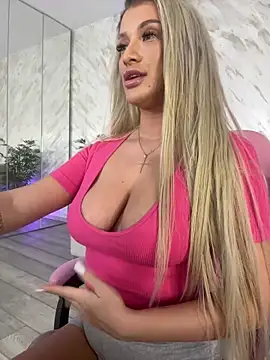 SinwithAmy online show from 17, 12, 2025