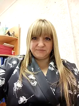 Snapshot of Office_Albertina chatting on 5, 3, 2026 Office Albertina online show from 5, 3, 2026