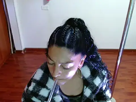 Anitta muscle online show from 13, 3, 2025