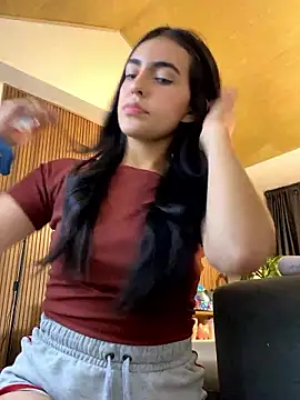 Snapshot of DaphneUwu chatting on 17, 1, 2026 DaphneUwu online show from 17, 1, 2026