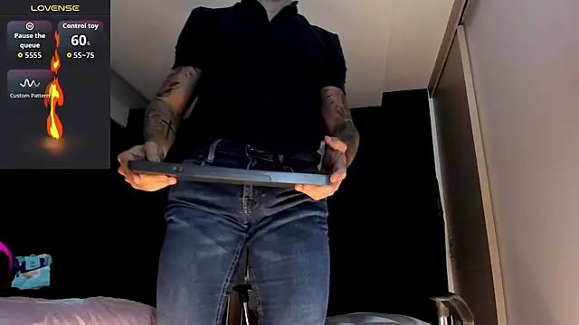 MarkWalker   online show from 5, 1, 2026