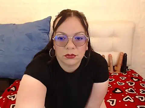 Snapshot of Angiee_BBW chatting on 7, 10, 2025 Angiee BBW online show from 7, 10, 2025