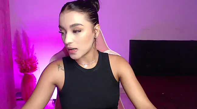 GiltRosebush online show from 3, 12, 2024