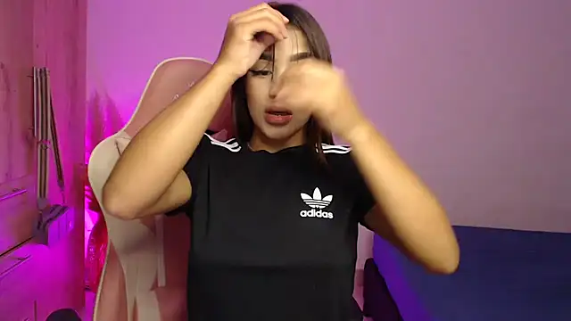 GiltRosebush online show from 10, 1, 2025