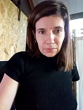 Lina lou4 online show from 4, 12, 2024