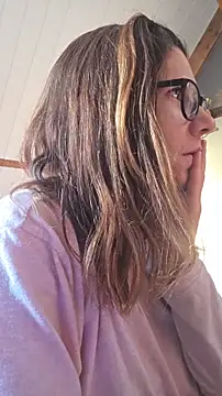 Lina lou4 online show from 18, 12, 2025