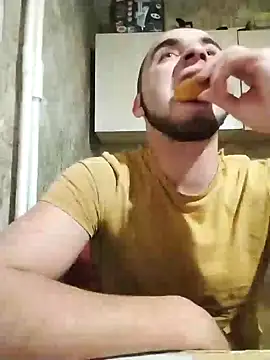 Snapshot of Andy_Max chatting on 1, 2, 2025 Andy Max online show from 1, 2, 2025