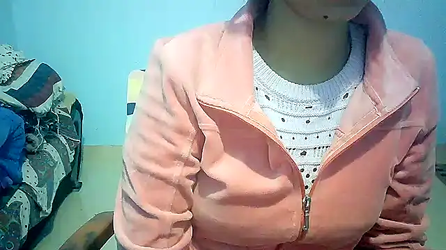 lovelydesi21 online show from 8, 12, 2024