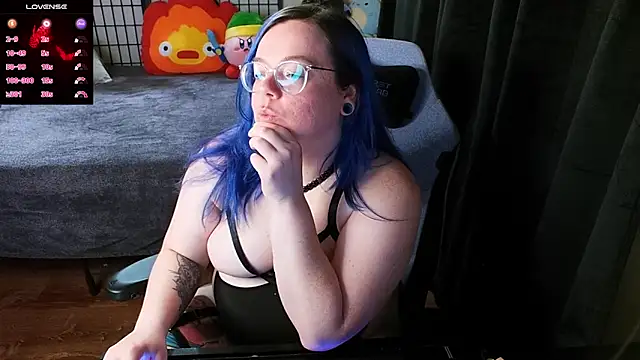Snapshot of KiraSpitQueen chatting on 31, 1, 2025 KiraSpitQueen online show from 31, 1, 2025