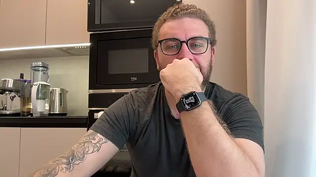 Bear bear  online show from 15, 4, 2026