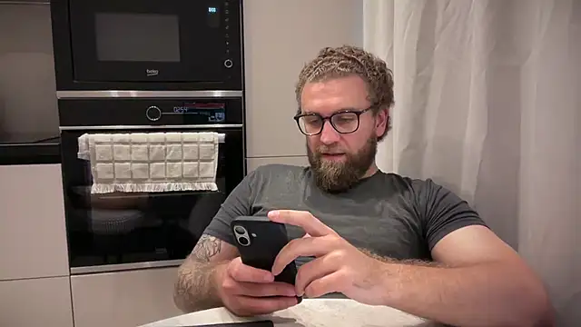 Snapshot of Bear_bear_ chatting on 13, 7, 2026 Bear bear online show from 13, 7, 2026
