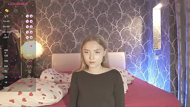 MiaMiaMeow online show from 3, 10, 2025