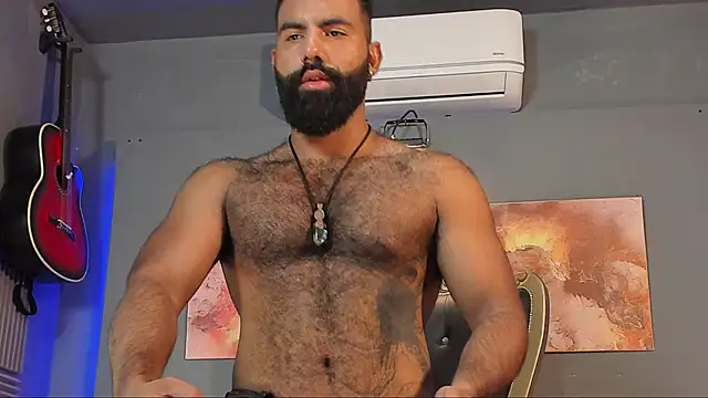 Snapshot of BeardAndrew chatting on 12, 1, 2025 BeardAndrew online show from 12, 1, 2025