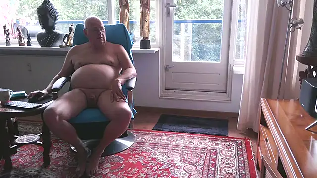 Snapshot of Exhib070 chatting on 26, 9, 2025 Exhib070 online show from 26, 9, 2025