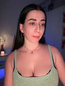 Emylia online show from 16, 12, 2024