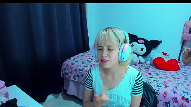 Akane-Mou online show from 13, 2, 2026