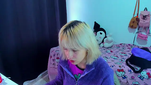 Akane-Mou online show from 22, 4, 2026