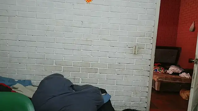 valeriaswang Lucas online show from 18, 12, 2025