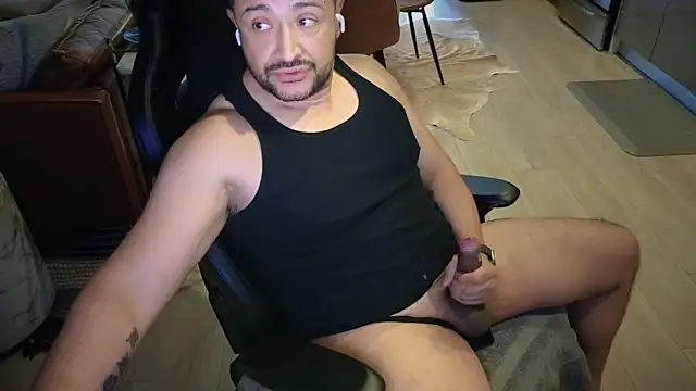 HungandThickLatin online show from 20, 11, 2025