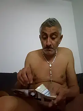 Snapshot of cuci45 chatting on 7, 6, 2026 cuci45 online show from 7, 6, 2026
