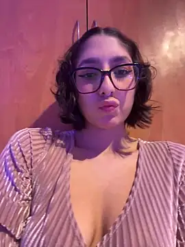 aurora xoxo online show from 15, 12, 2024