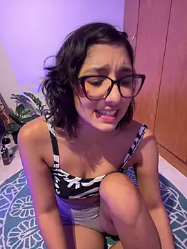 aurora xoxo online show from 4, 2, 2025