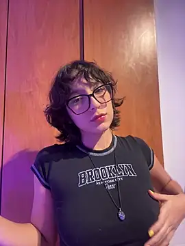 aurora xoxo online show from 18, 3, 2025