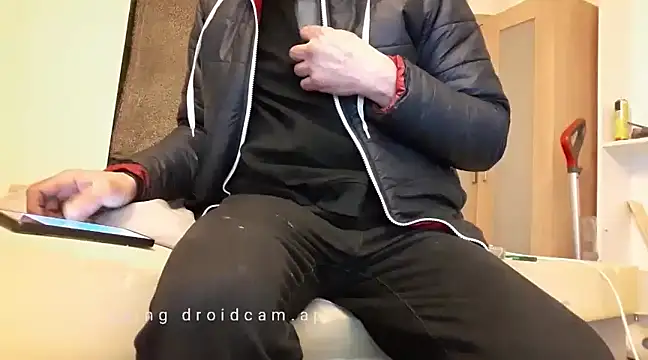 uk-bobbie-uk online show from 7, 2, 2025