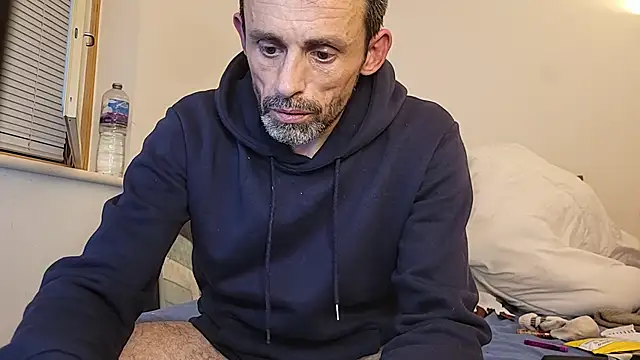 uk-bobbie-uk online show from 27, 11, 2025