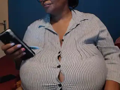 CUTEFIRMMELONSS online show from 26, 12, 2024