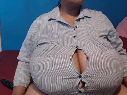CUTEFIRMMELONSS online show from 29, 12, 2024