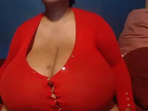 CUTEFIRMMELONSS online show from 31, 12, 2024