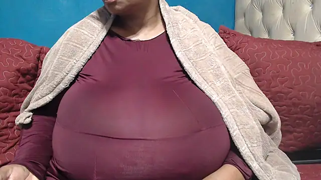Snapshot of CUTEFIRMMELONSS chatting on 24, 5, 2026 CUTEFIRMMELONSS online show from 24, 5, 2026