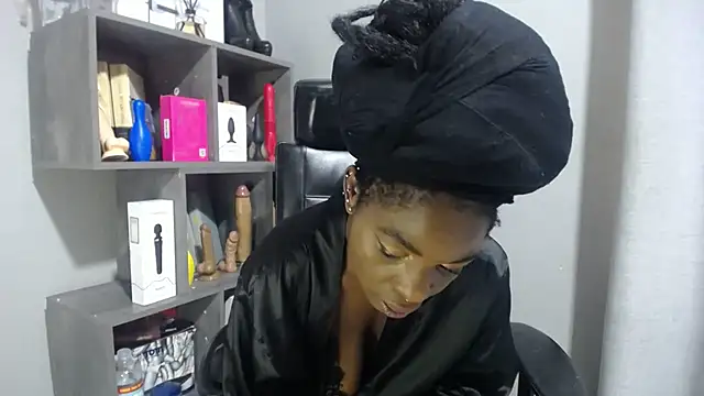 Shaniko89 online show from 4, 12, 2025