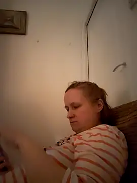 Snapshot of She-devilx chatting on 28, 12, 2024 She-devilx online show from 28, 12, 2024