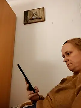 Snapshot of She-devilx chatting on 5, 2, 2025 She-devilx online show from 5, 2, 2025