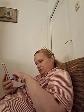 Snapshot of She-devilx chatting on 12, 9, 2025 She-devilx online show from 12, 9, 2025