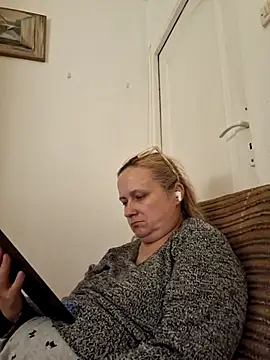 Snapshot of She-devilx chatting on 18, 9, 2025 She-devilx online show from 18, 9, 2025