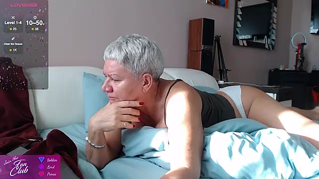 roxana brooks online show from 9, 10, 2025