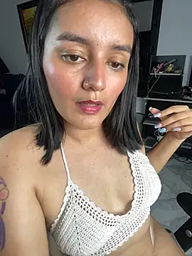 Lucia-Candy online show from 8, 2, 2025