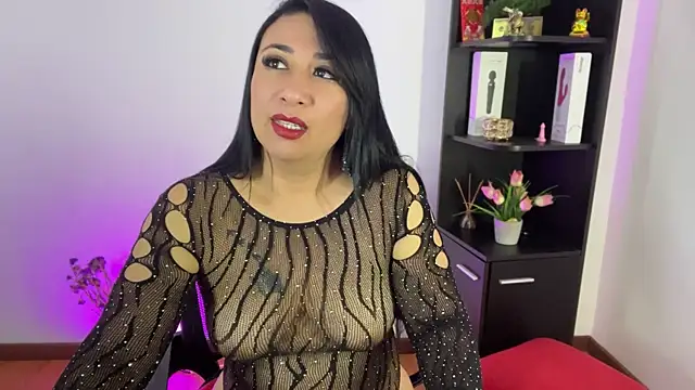 Snapshot of Karina_Yang chatting on 21, 7, 2026 Karina Yang online show from 21, 7, 2026